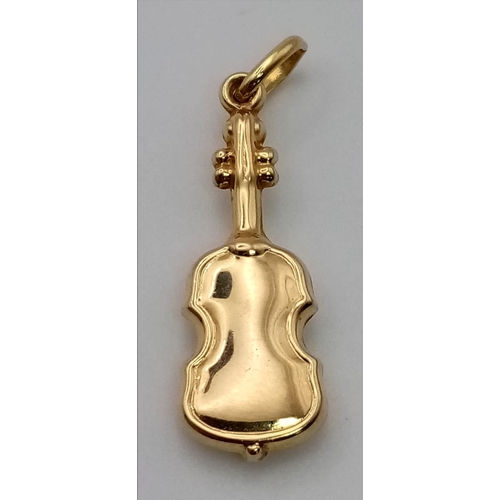 852 - An Italian 9K Yellow Gold Cello Pendant or Charm. 25mm. 0.96g