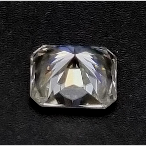 961 - A 4.620ct Radiant cut White moissanite - with certificate.