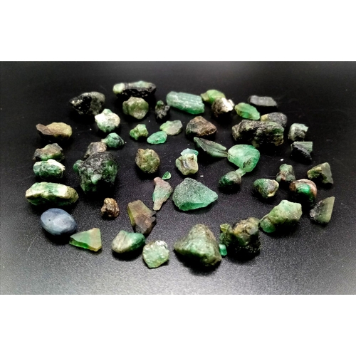 1479 - 215.75 Ct Rough  Earth Mined Emerald Lot