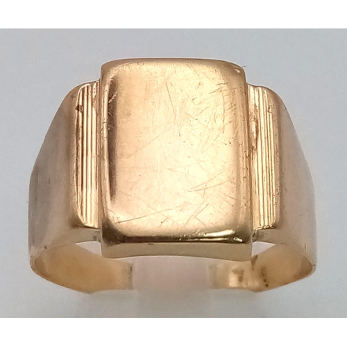 1480 - A 14K Yellow Gold (tested) Gents Signet Ring. 7.2g. Size Z. As found.