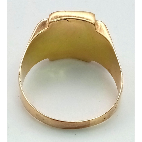 1480 - A 14K Yellow Gold (tested) Gents Signet Ring. 7.2g. Size Z. As found.