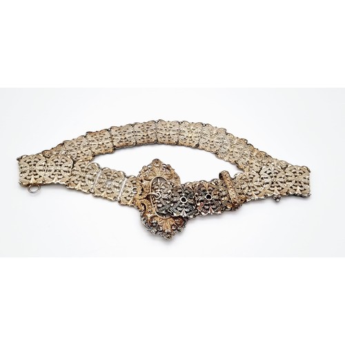 1486 - A Wonderfully Crafted Antique Solid Silver Continental Victorian Belt. 75cm length. 188g total weigh... 