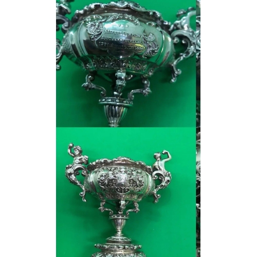 942 - A large antique solid silver centrepiece bowl ,London 1893
 CARRINGTON & CO

Inscribed the salters c... 