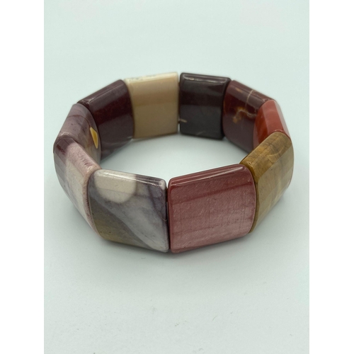 105 - Beautiful AGATE BRACELET having large polished stones including MOOKAITE  and JASPER.