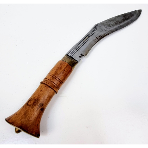 1178 - WW2 Period Kukri Engraved Blade in original sheath with both side knives. Wood and Brass Handle. 39c... 