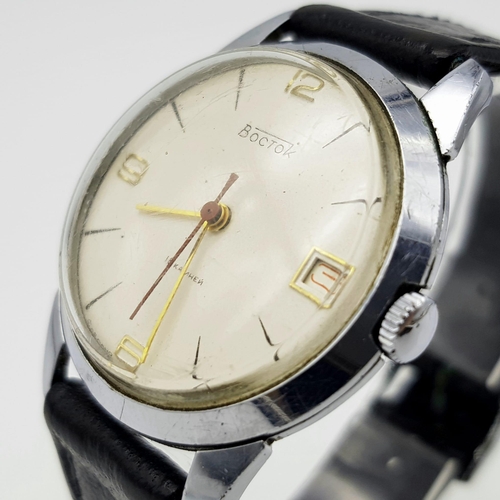 1301 - A Vintage Russian Boctok Gents Watch. Black leather strap with stainless steel case - 35mm. Mechanic... 