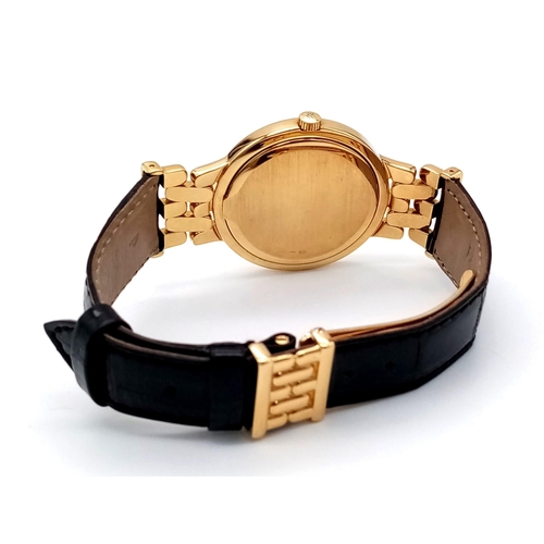 156 - A Patek Phillipe 18K Gold Calatrava Gents Watch. Leather strap with 18k gold buckle and extender. 18... 