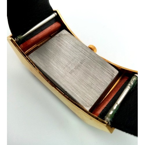 645 - A Superb Men’s Vintage Sicura 17 Jewel Manual Wind Wristwatch with Prism Face 30mm width including c... 