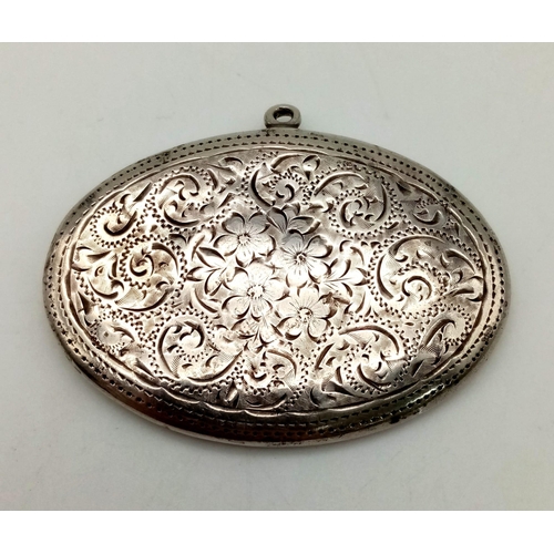 1188 - An Antique Sterling Silver Engraved Chatelaine Powder Compact. Hallmarks for Birmingham 1920. 5.5 x ... 