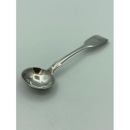 364 - Antique SILVER Early Victorian Salt/mustard condiment spoon. Having clear Hallmark for Charles Boyto... 