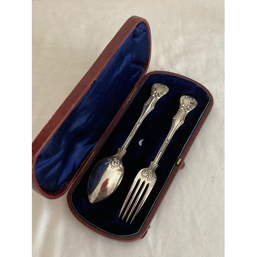 77 - Victorian SOLID SILVER fork and a spoon set. Having clear Hallmark for Francis Higgins London 1860. ... 