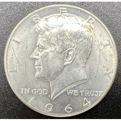 1209 - A 1964 KENNEDY SILVER HALF DOLLAR COIN .  12.5gms