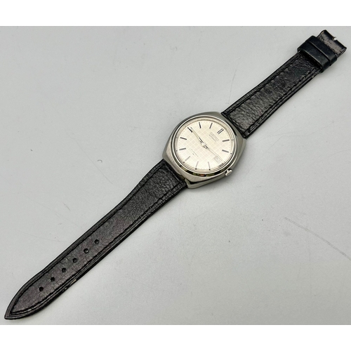 478 - A SEIKO, Automatic, 17 jewels gents watch. Case diameter: 38 mm, date window, leather strap, Good co... 