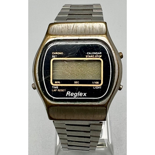 985 - A REGLEX DIGITAL WATCH A/F. 17CM STRAP LENGTH