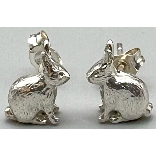 1077 - PAIR OF ALEX MONROE STERLING SILVER RABBIT BUNNY STUD EARRINGS 2.4G