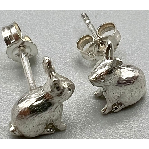 1077 - PAIR OF ALEX MONROE STERLING SILVER RABBIT BUNNY STUD EARRINGS 2.4G