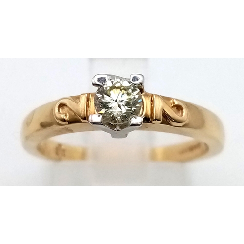 212 - A 9 K yellow gold solitaire ring hall marked 2000. Brilliant cut diamond (0.25 carats). Ring size: M... 