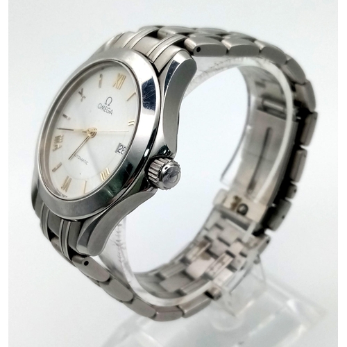 303 - A 1980s Omega Seamaster Automatic Gents Watch. Stainless steel strap and case - 36mm. White dial wit... 