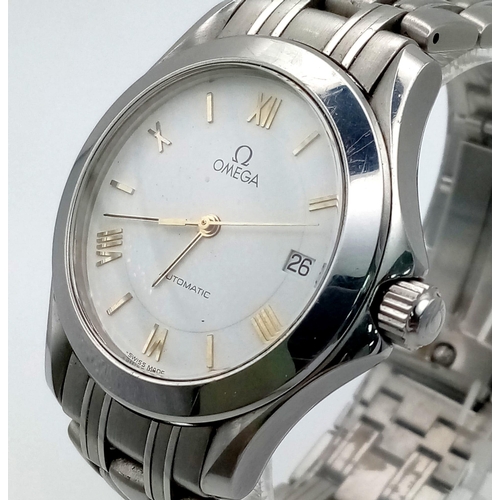 303 - A 1980s Omega Seamaster Automatic Gents Watch. Stainless steel strap and case - 36mm. White dial wit... 