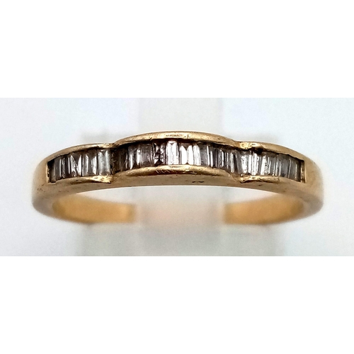 950 - A 14 K yellow gold ring with a band of diamonds (0.35 carats). Ring size: N, weight: 2.2 g.