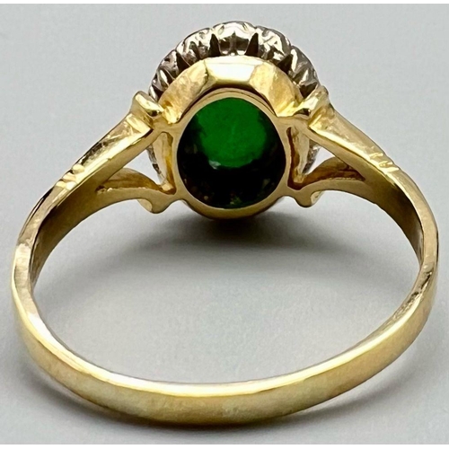 58 - 18K YELLOW GOLD VINTAGE DIAMOND & GREEN STONE CLUSTER RING 5.4G SIZE T