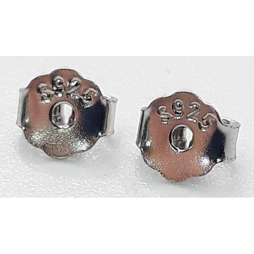 831 - PAIR OF STERLING SILVER 4 LEAF CLOVER STONE SET STUD EARRINGS 1G