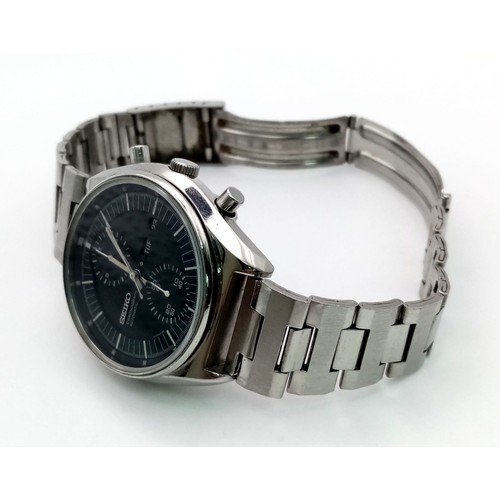 120 - A Wonderful Rare Vintage Seiko Automatic Gents Chronograph Watch. 6138-3000. Stainless steel strap a... 