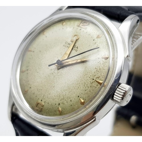 24 - A Rare Vintage 1950s Omega Gents Military Watch. Automatic bumper movement. 2438-2 Fab Suisse. Cal 2... 