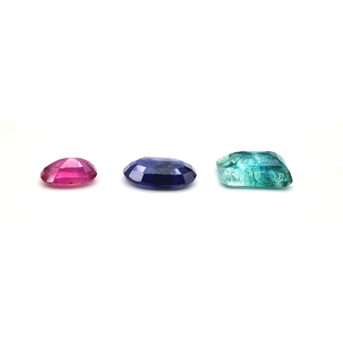 462 - Lot of 3 Gemstones - 8.65 Ct Natural Emerald, 8.12 Ct Natural Blue Sapphire & 4.50 Ct Ruby, Rectangu... 