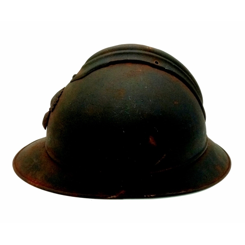 175 - A WW1 French 1915 Model Infantry Helmet.