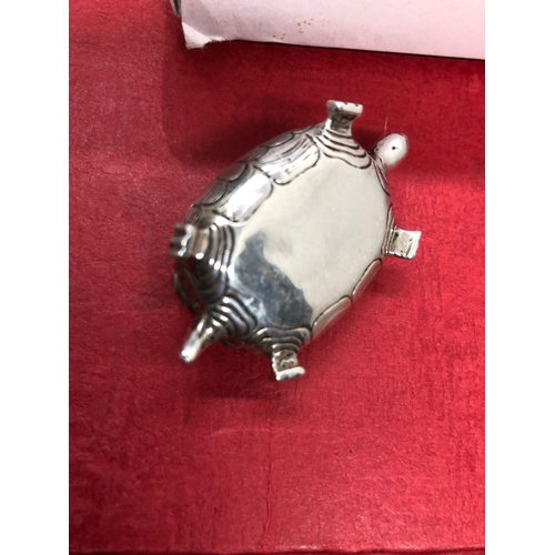 75 - A German early 20th century silver 835 pill box in the form of a tortoise 

Stunning condition opens... 