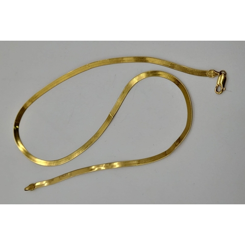 44 - An 18K Yellow Gold Herringbone Necklace. A few small kinks so A/F. 44cm. 7g