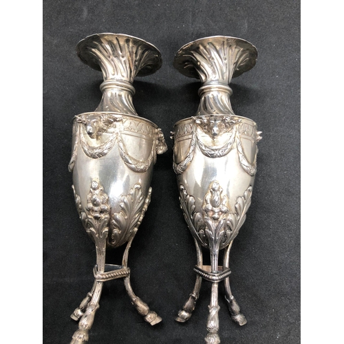 290 - Magnificent 19th century solid silver pair of urn vases 
London import 1906 

Both vases hold clear ... 