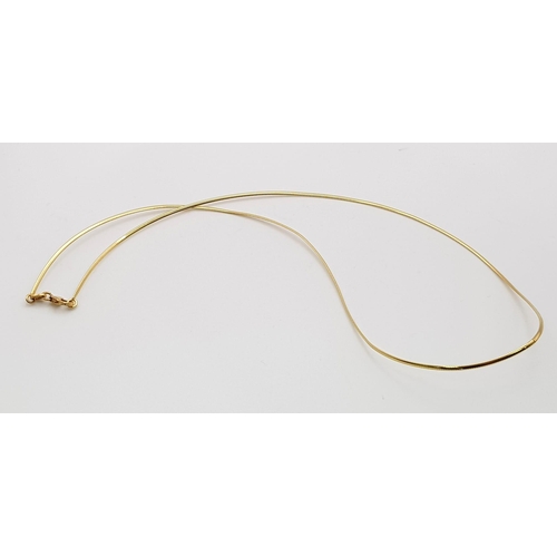 58 - An 18K Yellow Gold Italian Snake-Skin-Link Necklace. 46cm. 
5.5g total weight.