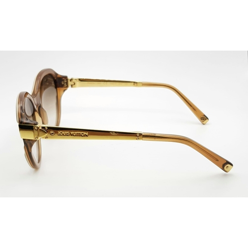 241 - LOUIS VUITTON Sunglasses. Cat Eye Brown/Cream. Style No. Z0487W. Comes with the Original Dustbag and... 