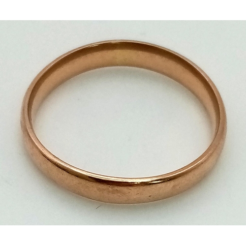 1002 - A Vintage 9K Rose Gold Band Ring. Size Q. 2.51g.