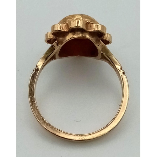 533 - A Vintage 9k Yellow Gold Cameo Ring. Excellent condition considering age. Size I 1/2. 2.39g total we... 