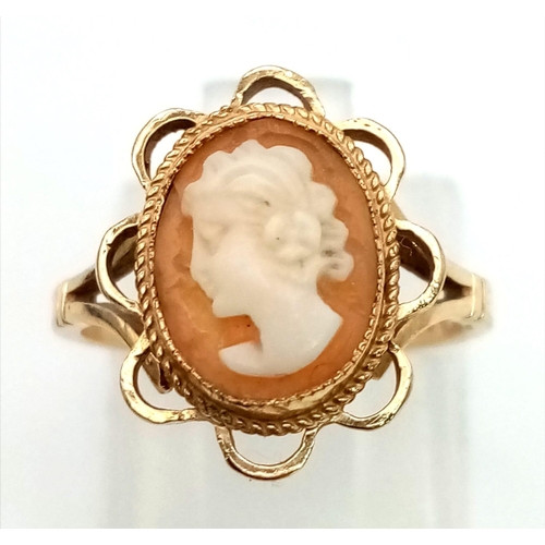 533 - A Vintage 9k Yellow Gold Cameo Ring. Excellent condition considering age. Size I 1/2. 2.39g total we... 