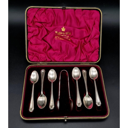 946 - An Antique Mappin and Webb Set of Silver Plated Teaspoons and Sugar Nips. In original box.