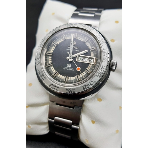 2 - A Rare Vintage Titoni World Time Watch. Stainless steel strap and case - 40mm. 25 jewels. Automatic ... 