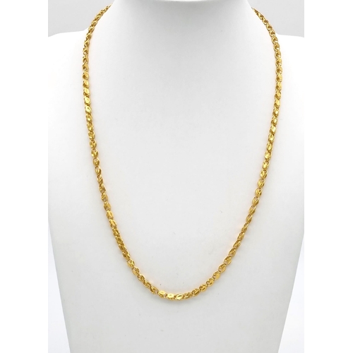 915 - A 21k Yellow Gold Link Necklace. 44cm. 10.35g. ref: 3708