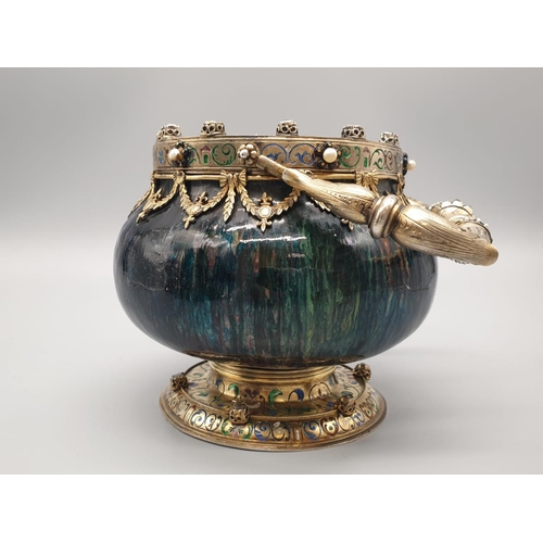 1049 - A beautifully crafted antique 19th century Austro-Hungarian silver gilt and enamel vase, c.1890.
Mar... 