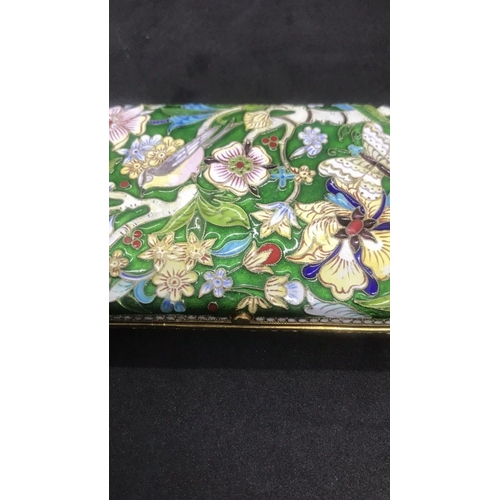 1112 - A RARE COLOUR SUPERB SOLID SILVER GOLD GILT CLOISONNE ENAMEL CIGARETTE CASE.
Amazing condition!

Ful... 