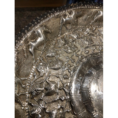 370 - A large white metal Burmese/Indian tray 
Diameter 30cm 
Weight 320.4 grams 