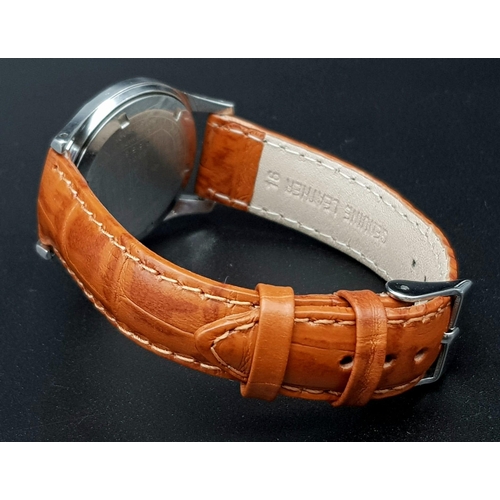 814 - A Vintage Favre-Leuba Sandow Watch. Brown leather strap. Steel case - 32mm. Mechanical movement in w... 