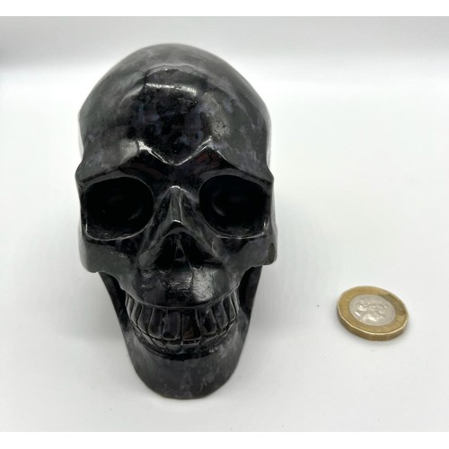 150 - A One Kilo Natural Gabbro-Jasper Hand-Carved Quartz Skull Figure - or Perfect Paperweight. 12cm x 9c... 