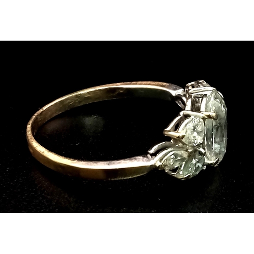 101 - An 18K Gold 4ct Diamond Ring. A breath-taking 3ct Central diamond with a further 1ct of diamonds on ... 