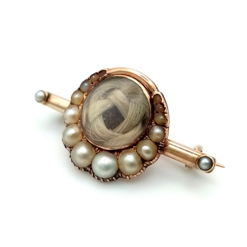 551 - An Early Georgian High Karat Gold Memorial Brooch/Pendant. Graduated pearl decoration. 3cm. 4g total... 