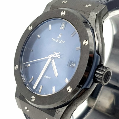 39 - A Hublot Classic Gents Fusion Watch. Blue leather strap. Ceramic case - 41mm. Blue dial with date wi... 