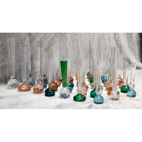 884 - A collection of 40 vintage controlled bubble vases. In a variety of colours, shapes and sizes